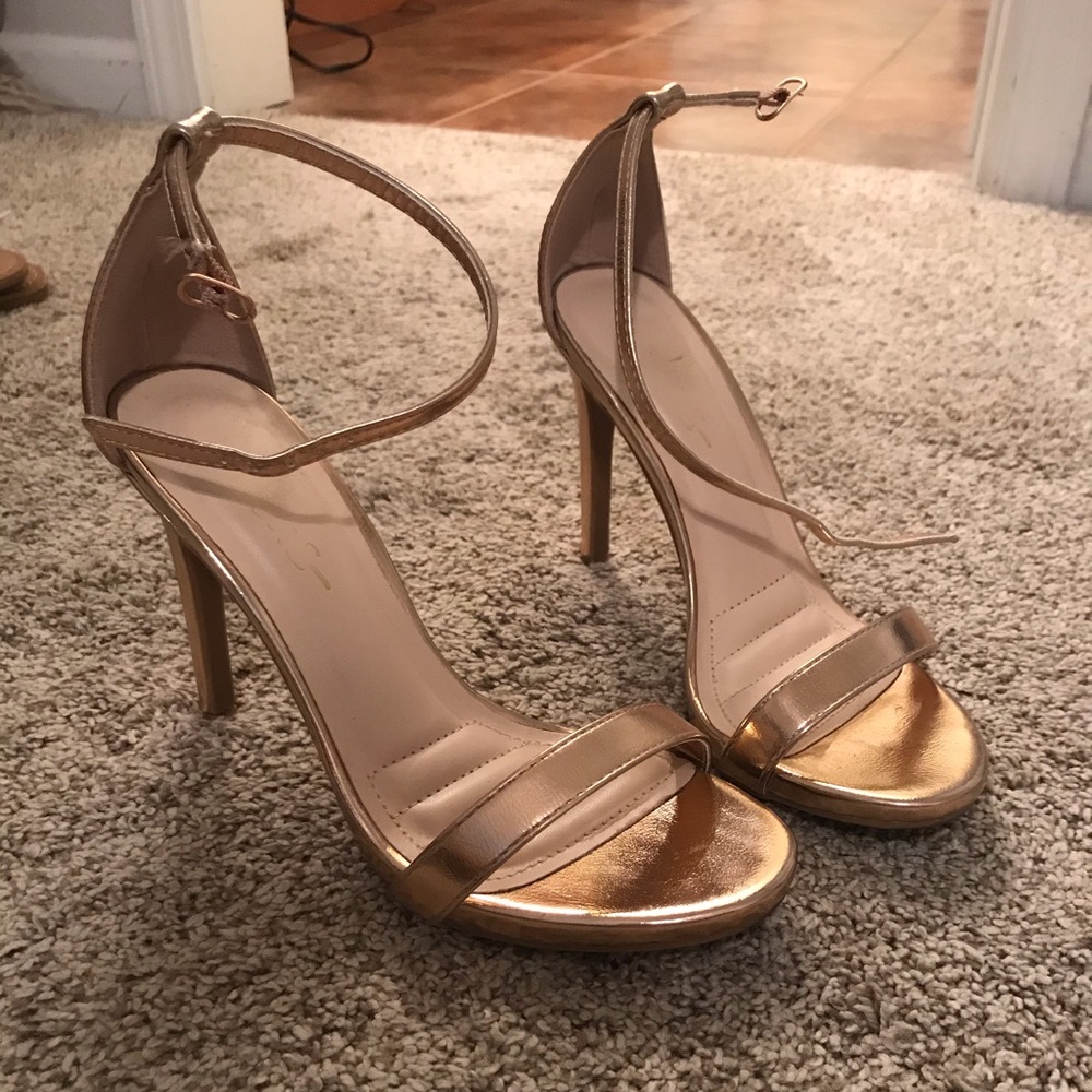 Metallic Rose Gold Lulus Heels